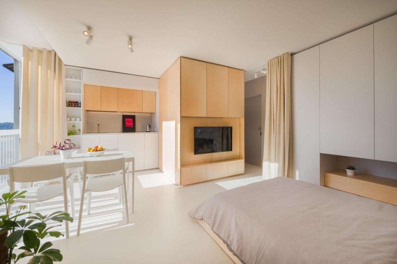 Elegant Studio Apartment With Panoramic View Nova Gorica Exterior photo